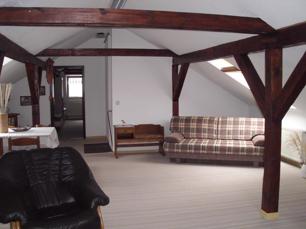 Ferienwohnung Am Dorfplatz Wittenberg 객실 사진
